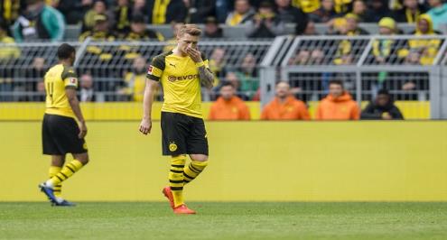 متاعب دورتموند تتواصل.. إيقاف رويس مباراتين وانتهاء موسم وولف